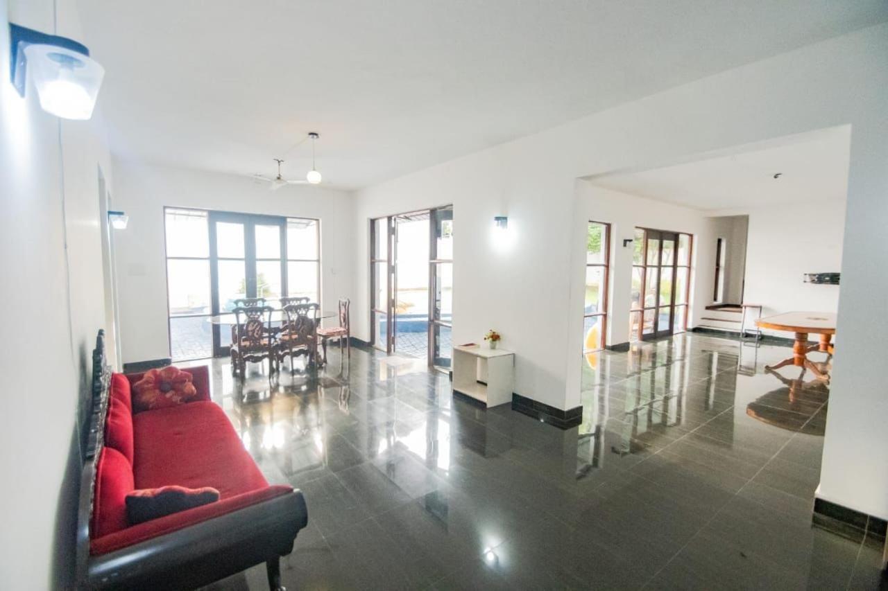 Hotel One Sixty 마운트 라비니아 외부 사진